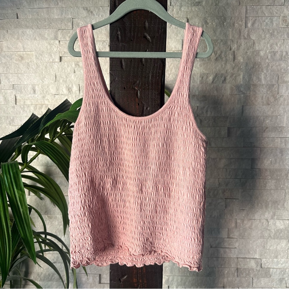 Aero Sabrina Carpenter Blush Pink Smocked Sleeveless Tank Top Blouse Size M